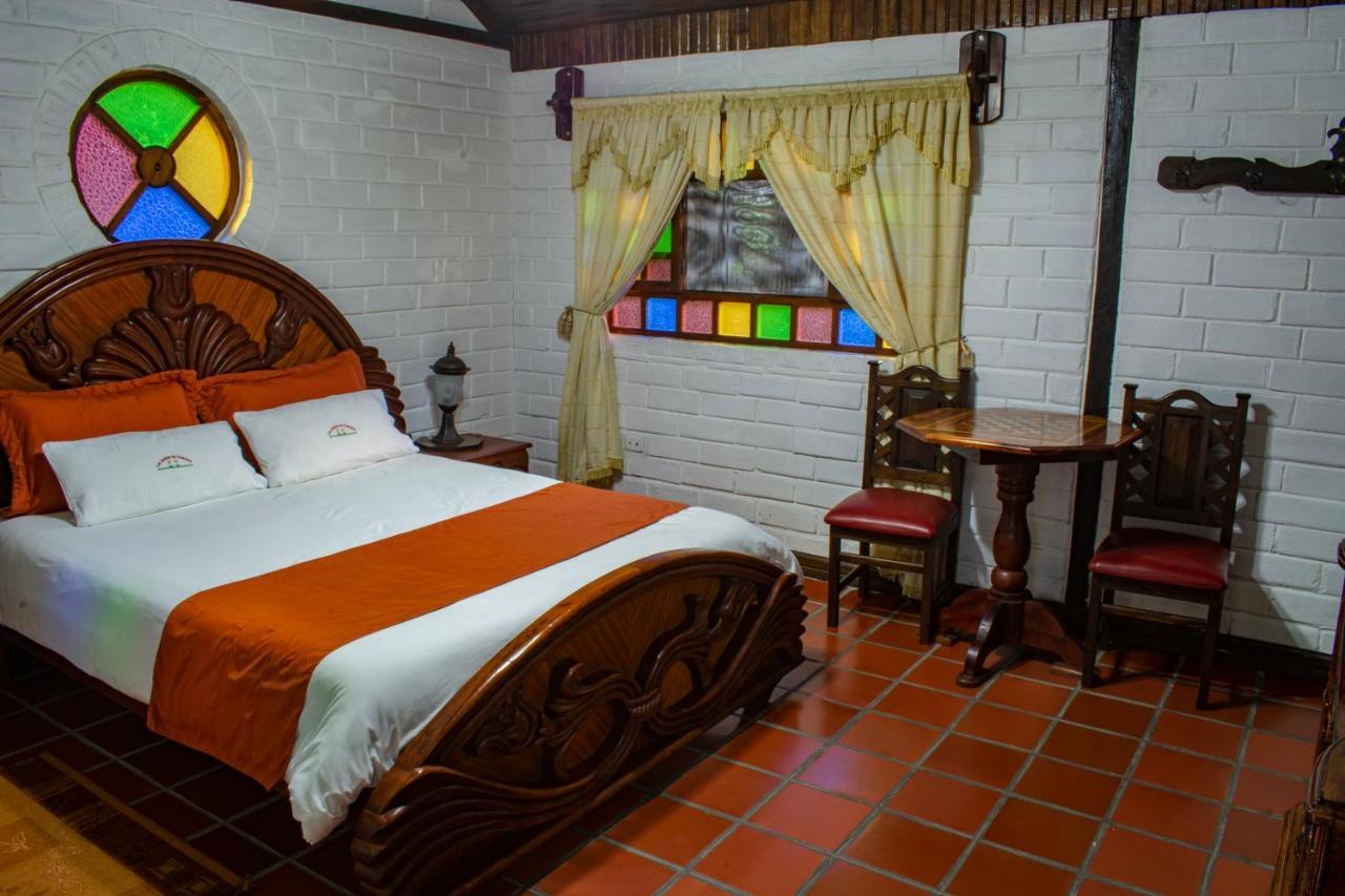 Jardines De Chamana Inn