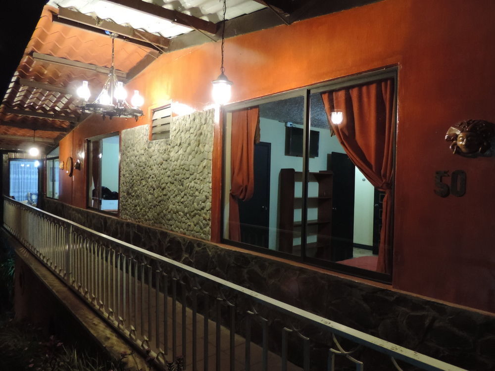 Inn Jardines De Chamana Ulba